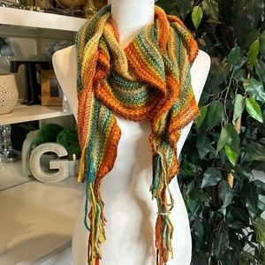 GUC Earth Tone Crochet Knit Wavy Scarf